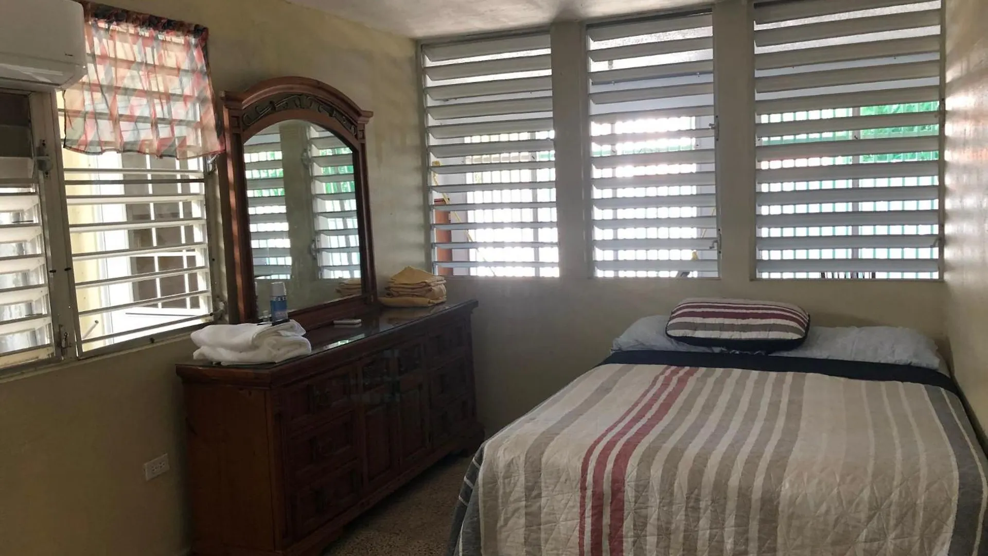 Guanica Malecon Bay House In A Comfortable And Quiet Place 0*,  Puerto Rico