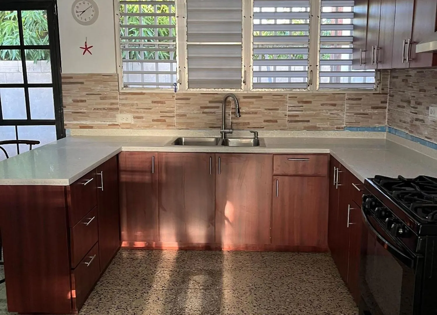 Guanica Malecon Bay House In A Comfortable And Quiet Place 0*,  Puerto Rico